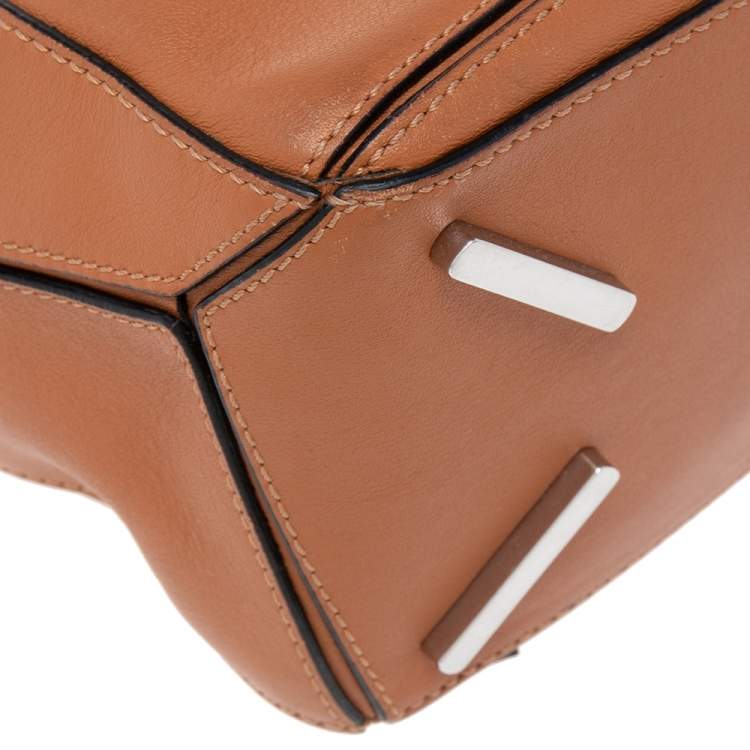 مملوكة مسبقًا Loewe Brown Leather Small Puzzle Shoulder Bag