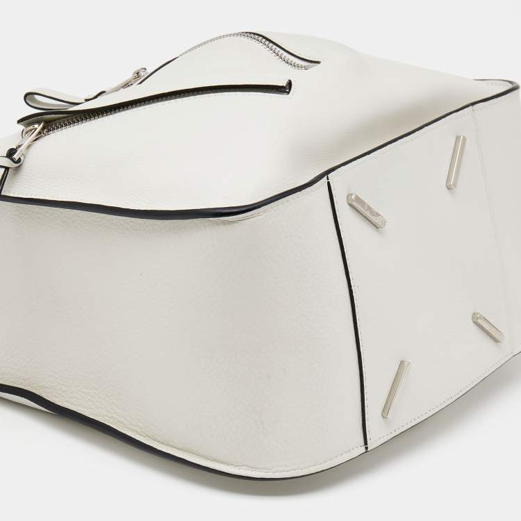 Pre Owned Loewe White Leather Small Hammock Shoulder Bag