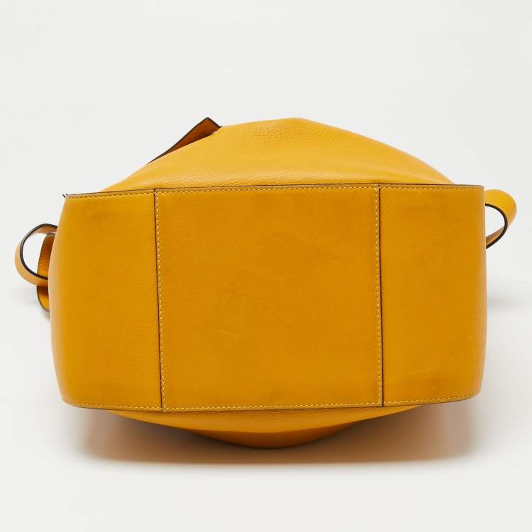 Pre Owned Loewe Mustard Leather Hammock Shoulder Bag