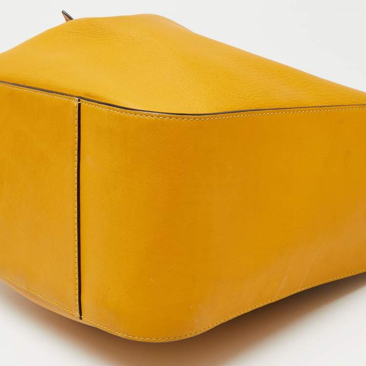 Pre Owned Loewe Mustard Leather Hammock Shoulder Bag