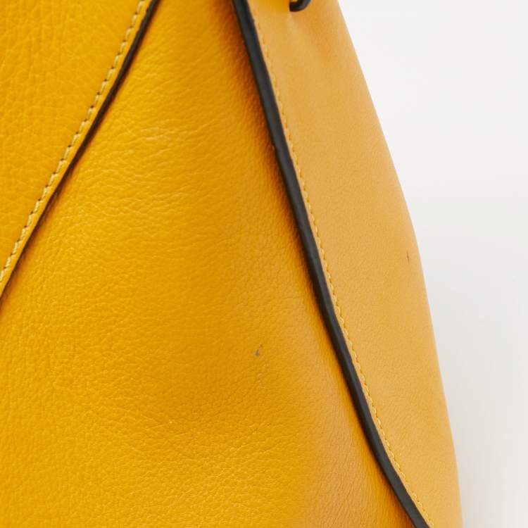 Pre Owned Loewe Mustard Leather Hammock Shoulder Bag