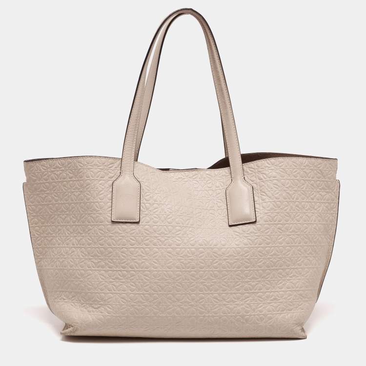 Shopper with embossed logo Woman, Beige