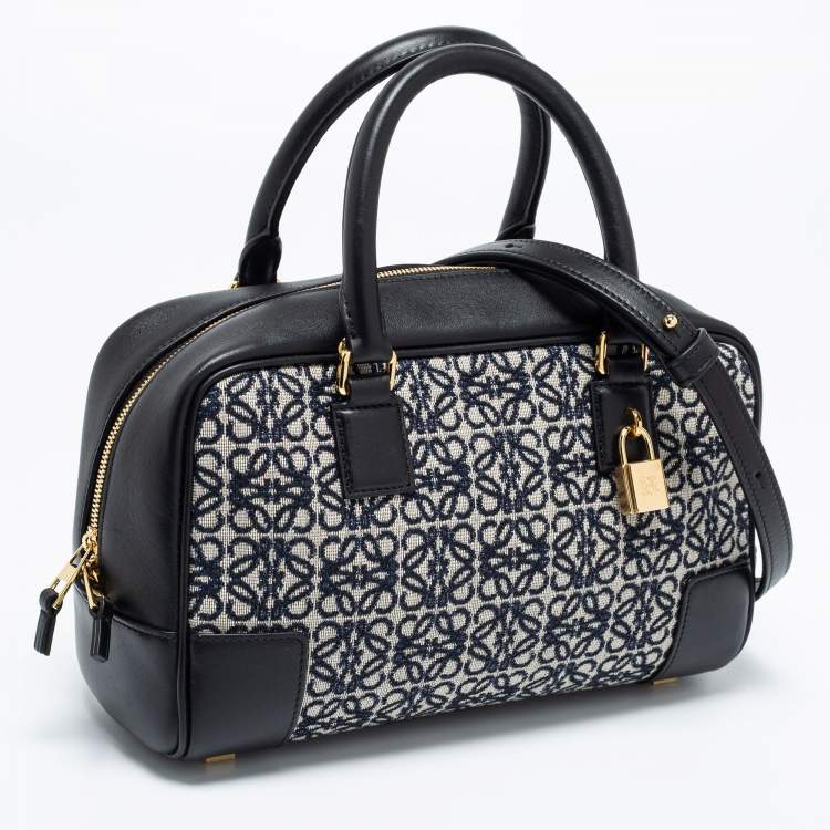 Pre Owned Loewe Black/Blue Leather and Jacquard Canvas Amazona 23 Bag