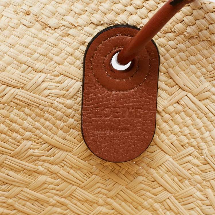 Pre Owned Loewe Beige Woven Straw and Leather Small Anagram Basket Shoulder Bag