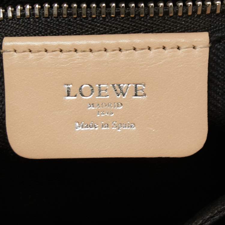 Pre Owned Loewe Beige Leather Flamenco Crossbody Bag