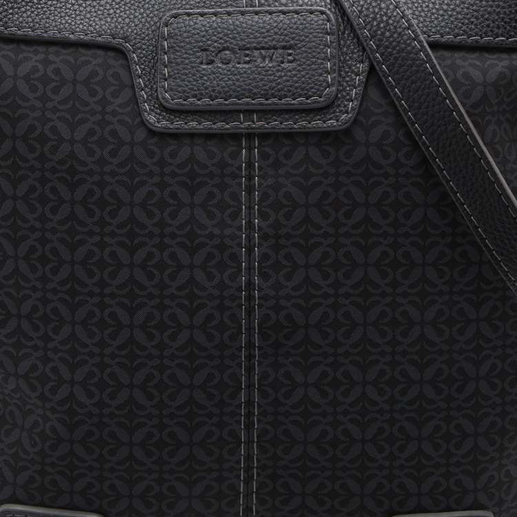Pre Owned Loewe Black Signature Canvas and Leather Hobo