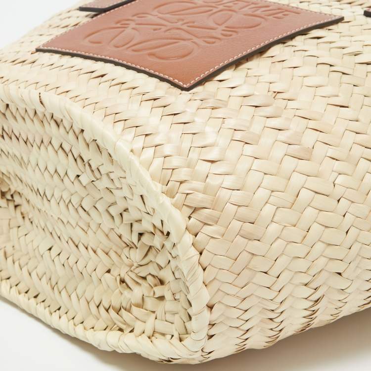 Pre Owned Loewe Brown/Natural Palm Leaf and Leather Medium Basket Tote
