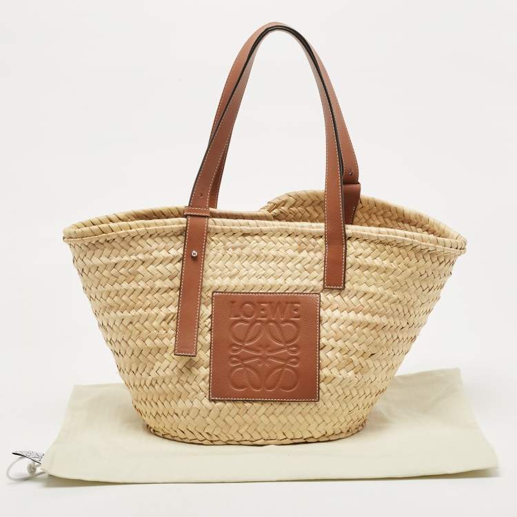 Pre Owned Loewe Brown/Natural Palm Leaf and Leather Medium Basket Tote