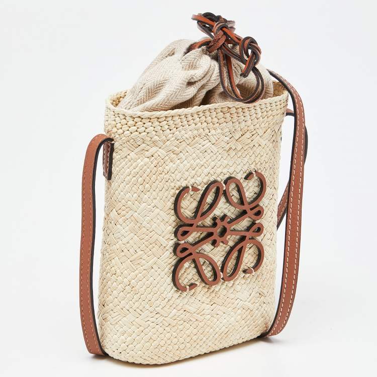Pre Owned Loewe x Paula Beige/Tan Raffia and Leather Ibiza Bucket Crossbody Bag