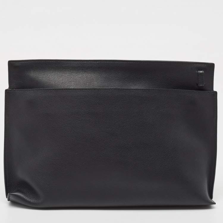 Pre Owned Loewe Black Heart Printed Leather T Slim Pouch