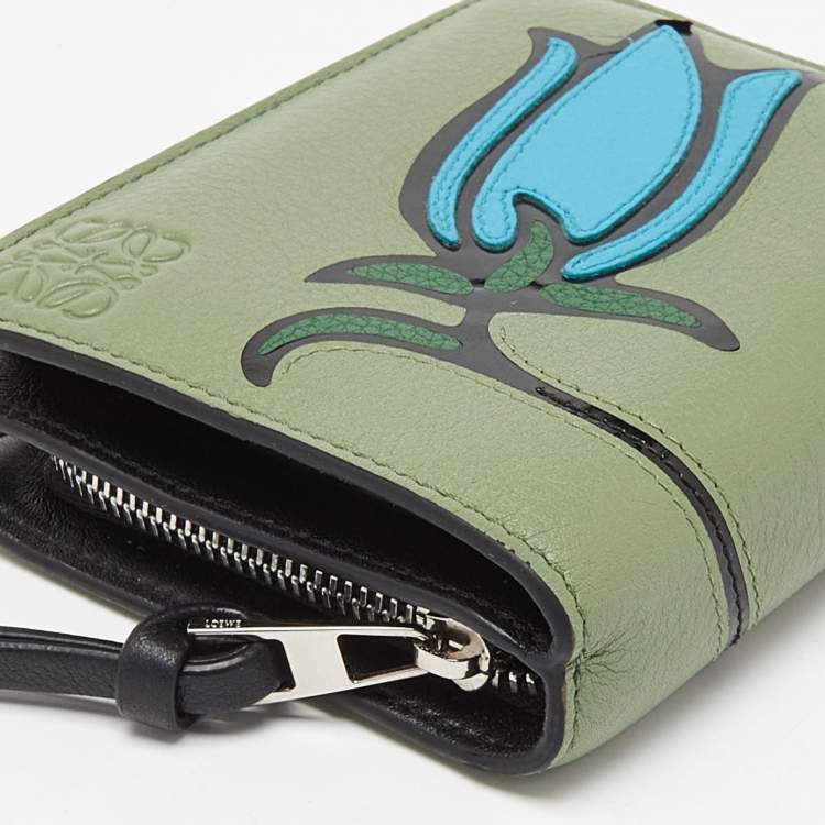 Pre Owned Loewe Green/Blue Leather Zip Compact Wallet