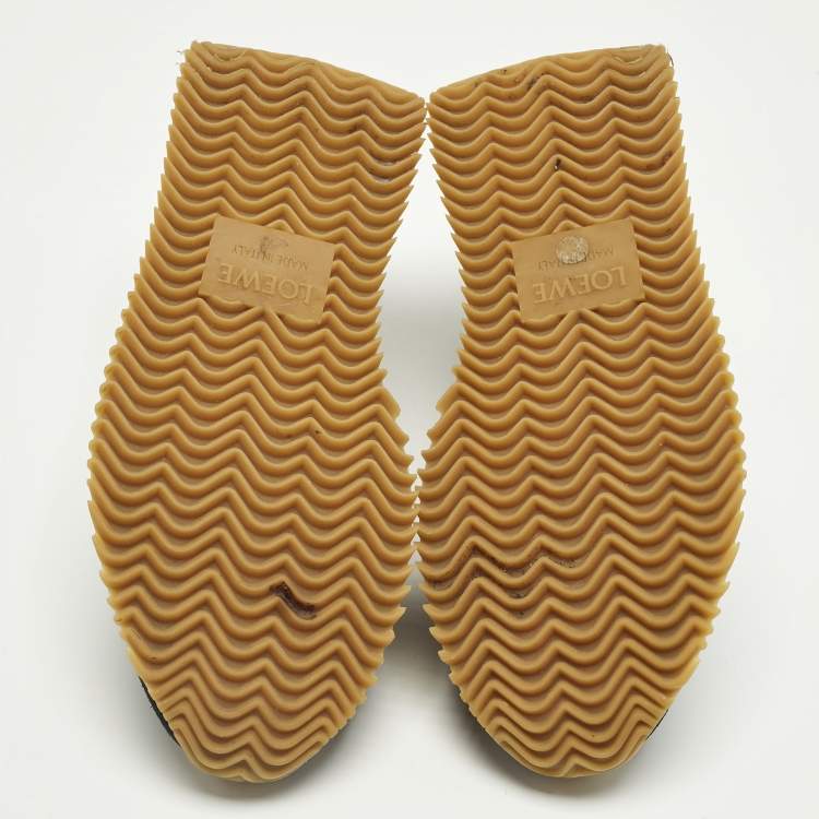 Pre Owned Loewe Flow logo Size 36 Black Nylon and Suede Lace Up Sneakers