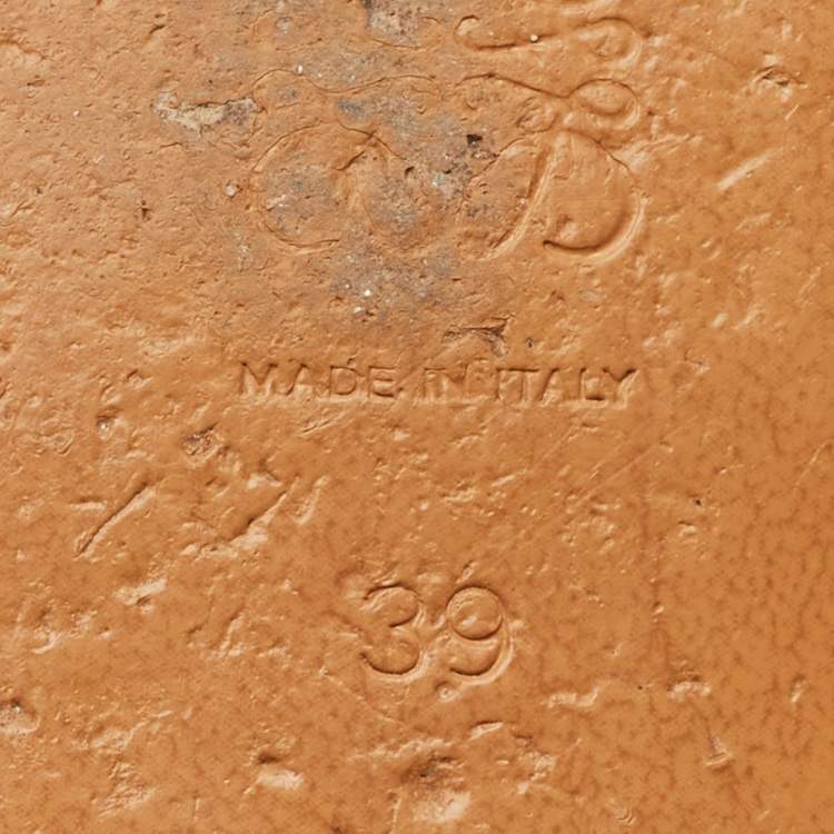 Pre Owned Loewe Knotted Gate Size 39 Tan Leather Flat Mules