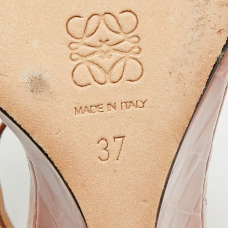 Pre Owned Loewe Size 37 Brown Croc Embossed Patent Leather Wedge Sandals