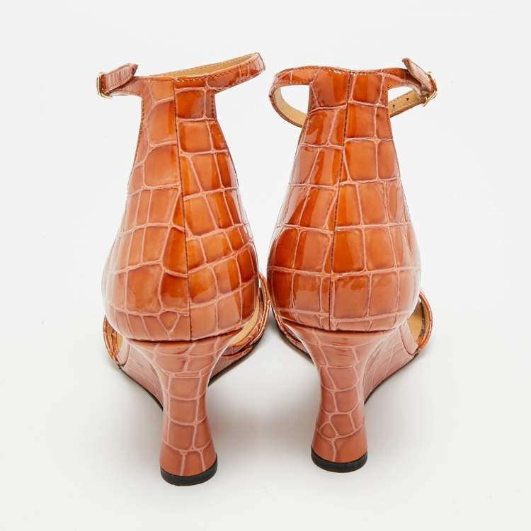 Pre Owned Loewe Size 37 Brown Croc Embossed Patent Leather Wedge Sandals