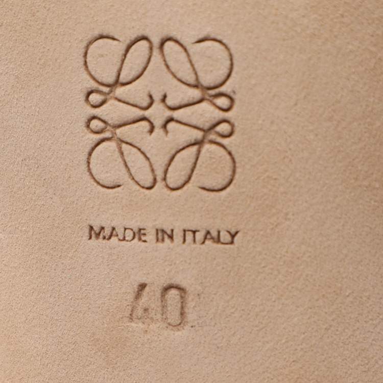 Pre Owned Loewe Size 40 Black Leather Slide Sandals