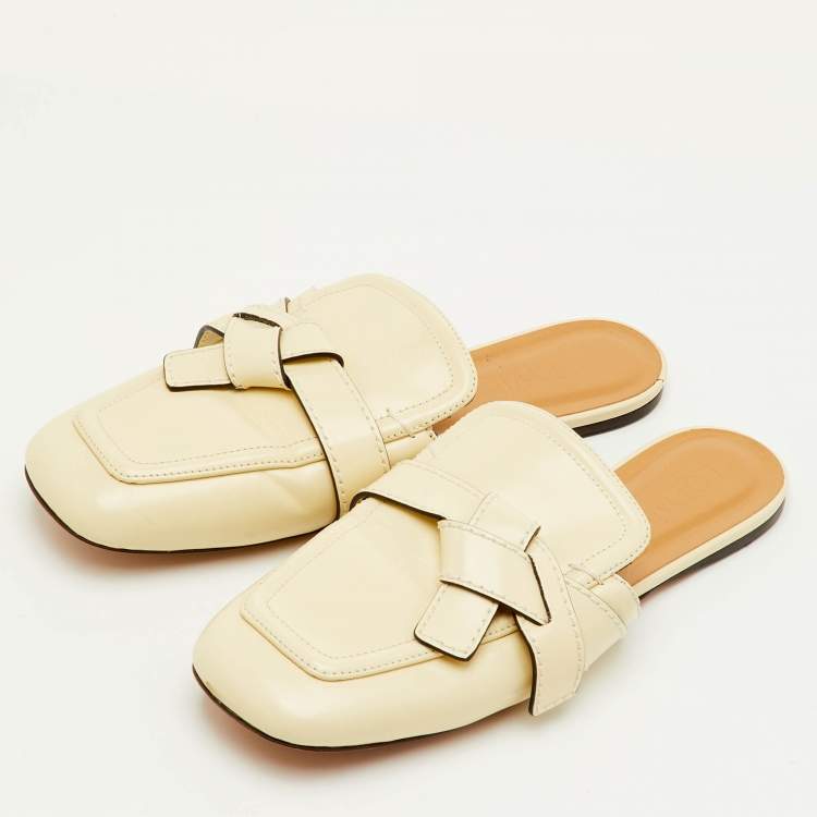 مملوكة مسبقًا Loewe Gate Size 39 Cream Leather Flat Mules