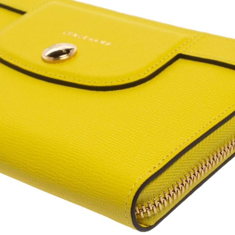 Pre Owned Longchamp Lime Leather Le Pliage Heritage Zip Around Wallet