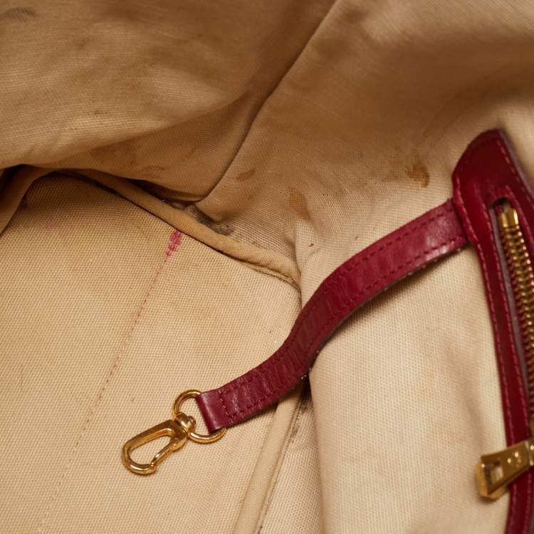 مملوك ة مسبقًا Longchamp LM Cuir Burgundy/Gold Logo Embossed Leather Tote
