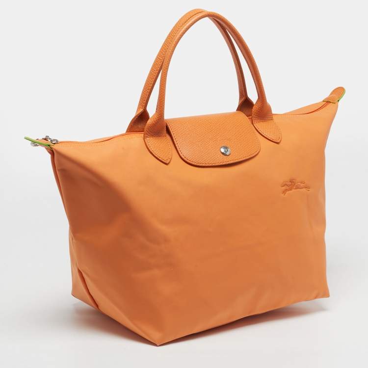 مملوكة مسبقًا Longchamp Le Pliage Medium Orange Nylon Tote