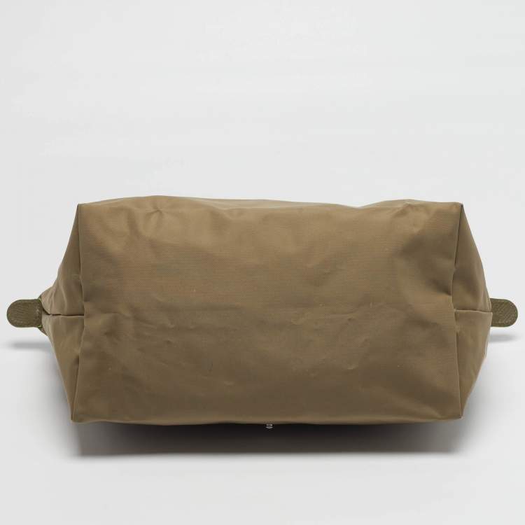 Pre Owned Longchamp Le Pliage Medium Olive Green Nylon Tote