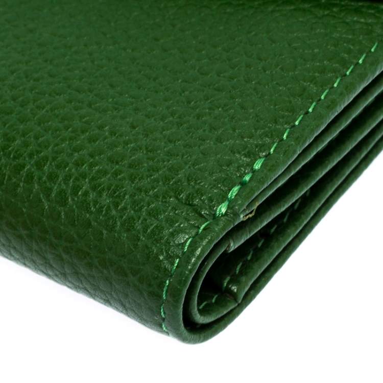 Pre Owned Longchamp Green Leather Flap Compact Wallet