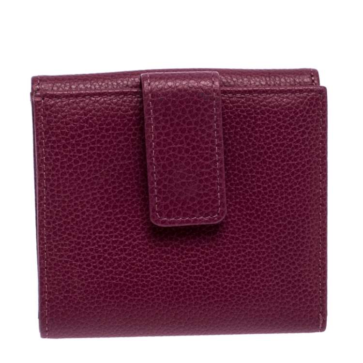 Pre Owned Longchamp Magenta Leather Flap Compact Wallet