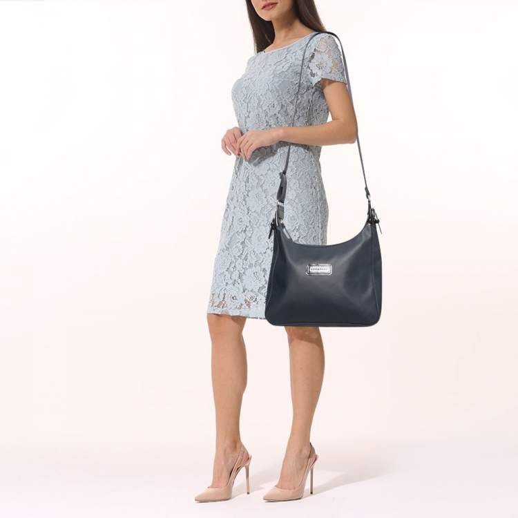 مملوكة مسبقًا Longchamp Navy Blue Textured Leather Zip Hobo  