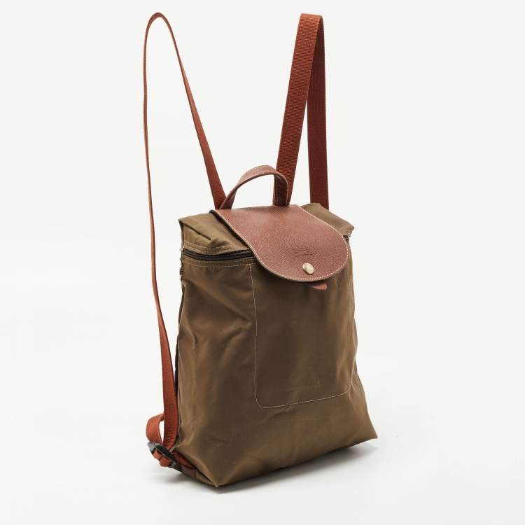 Pre Owned Longchamp Olive Green/Brown Nylon and Leather Le Pliage Backpack