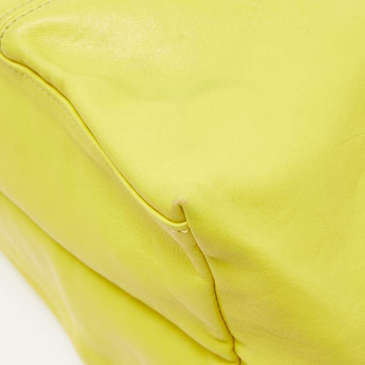 Pre Owned Longchamp Lime Green Leather Large Le Pliage Tote
