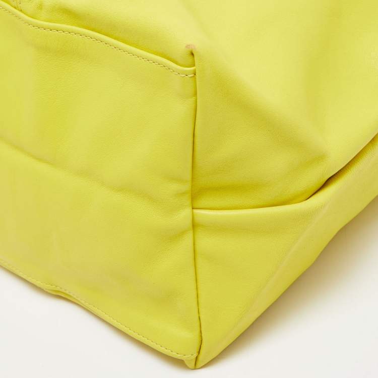 Pre Owned Longchamp Lime Green Leather Large Le Pliage Tote