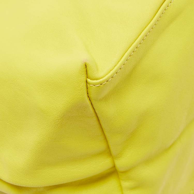 Pre Owned Longchamp Lime Green Leather Large Le Pliage Tote