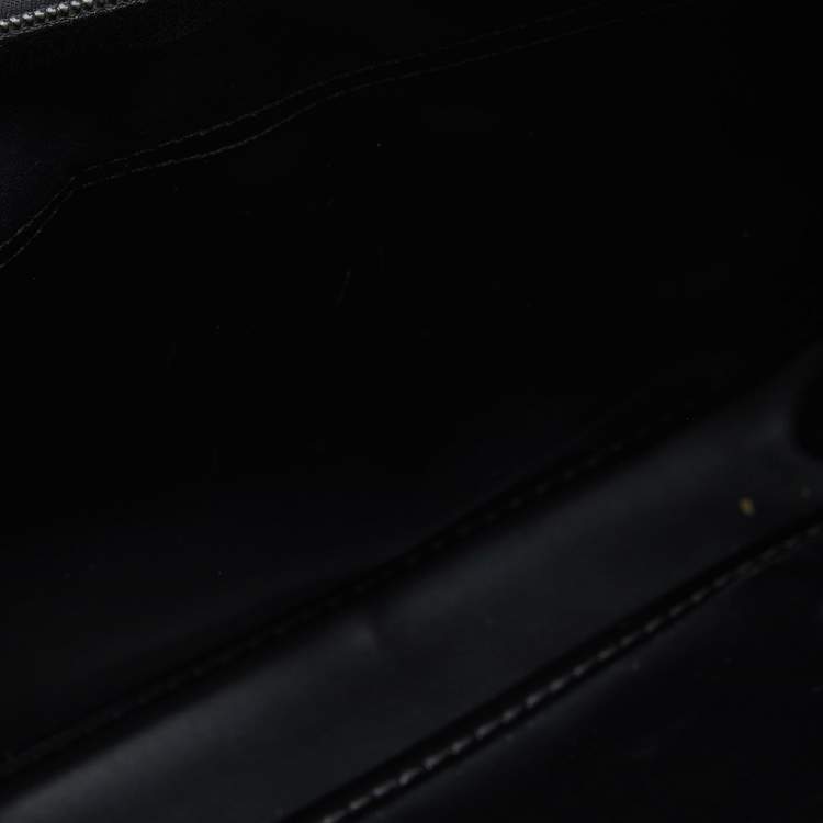 مملوكة مسبقًا Longchamp Black Nylon and Leather Messenger Bag