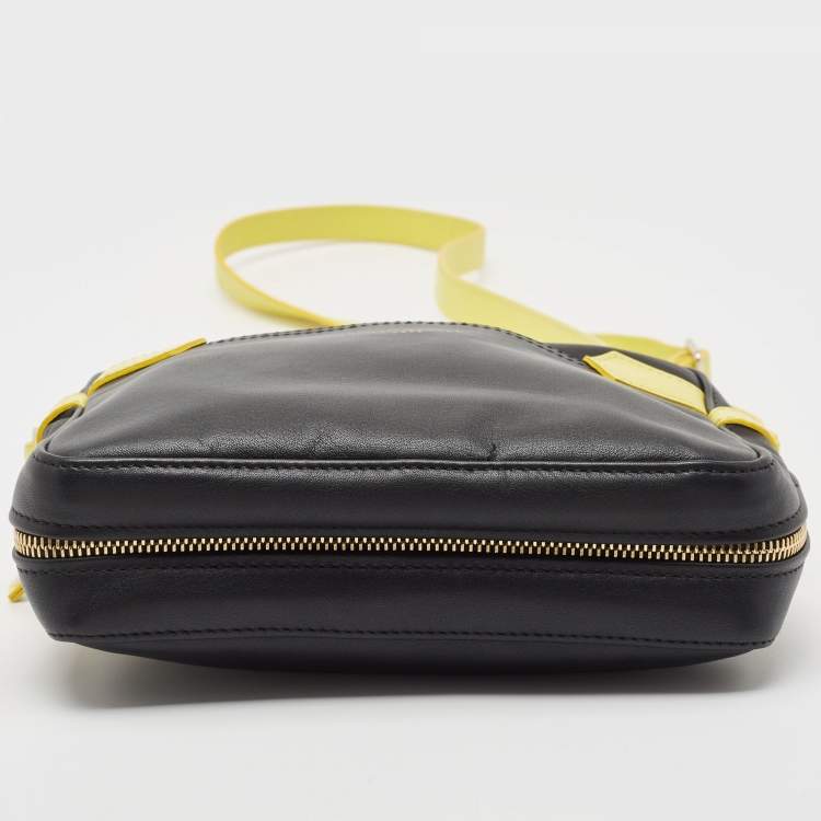 Pre Owned Longchamp Black Leather Crossbody Bag