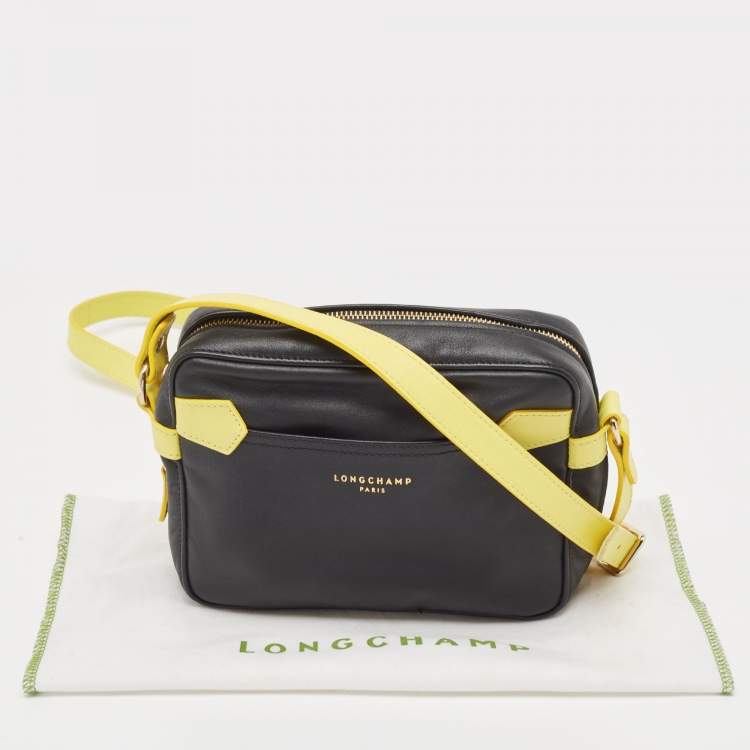 Pre Owned Longchamp Black Leather Crossbody Bag