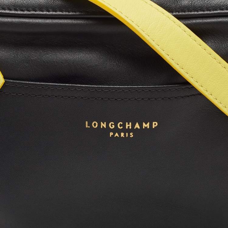 Pre Owned Longchamp Black Leather Crossbody Bag