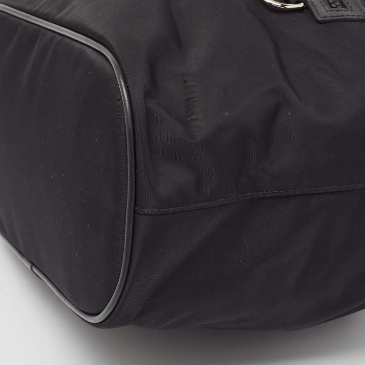 Pre Owned Longchamp Black Nylon Le Pliage Neo Bucket Shoulder Bag