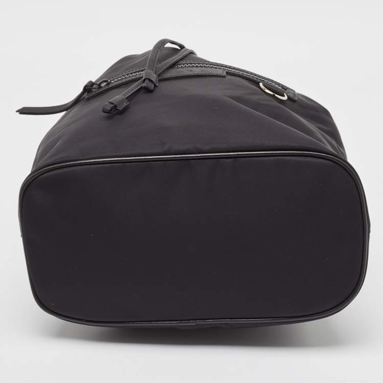 Pre Owned Longchamp Black Nylon Le Pliage Neo Bucket Shoulder Bag