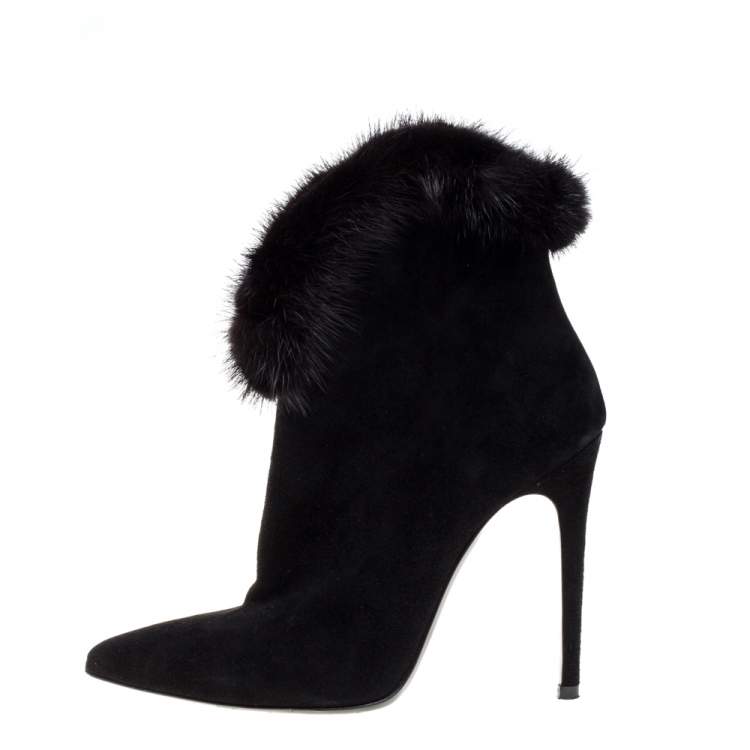 Pre Owned Loriblu Black Suede and Fur Boots Size 37