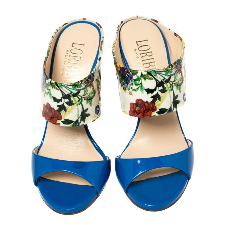 Pre Owned Loriblu Blue/White Floral Printed Patent Leather Slide Sandals Size 36