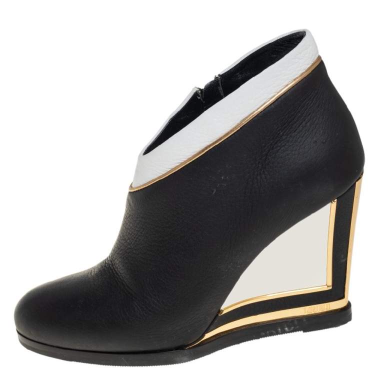 Pre Owned Loriblu White/Black Leather Wedge Ankle Booties Size 38