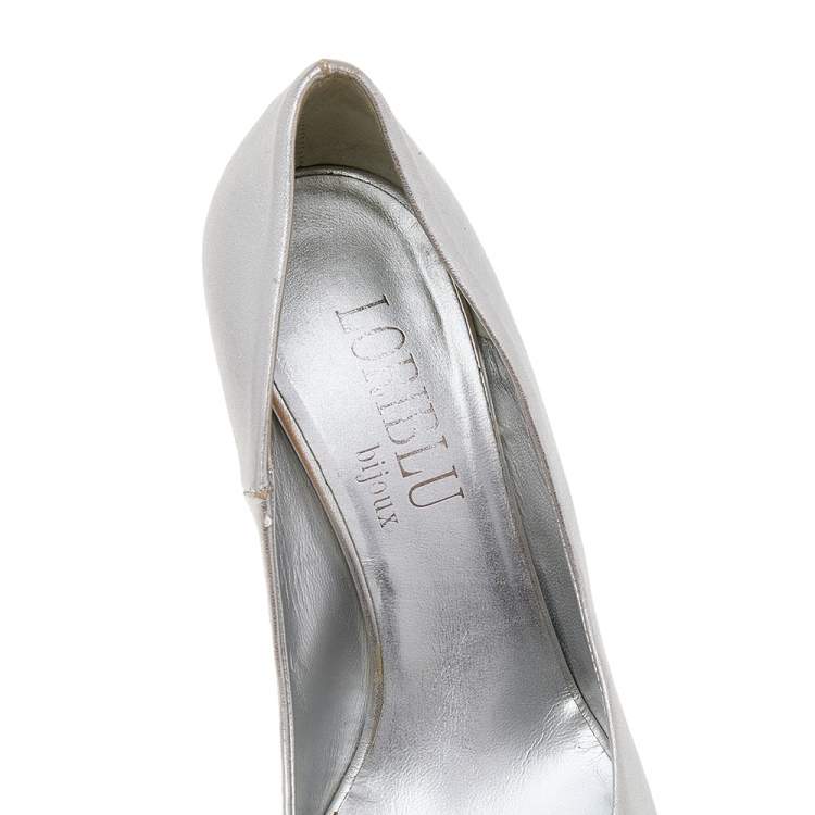 Pre Owned Loriblu Silver Leather Embellished Bow Peep Toe Pumps Size 37
