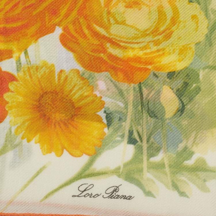 مملوكة مسبقًا Loro Piana Multicolor Floral Printed Cashmere & Silk Square Scarf