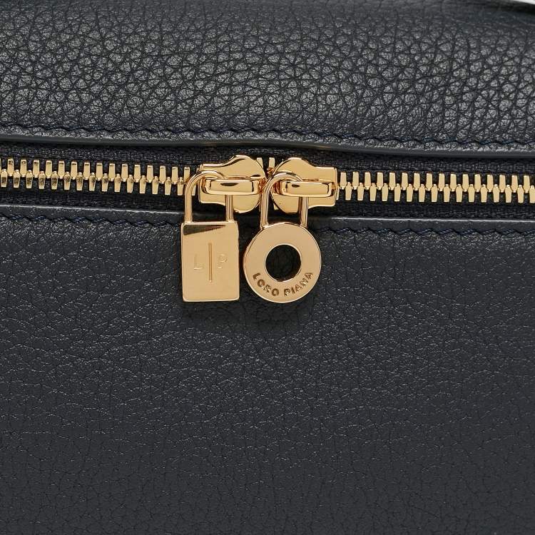 Pre Owned Loro Piana Navy Blue Leather Extra Pocket L19 Pouch