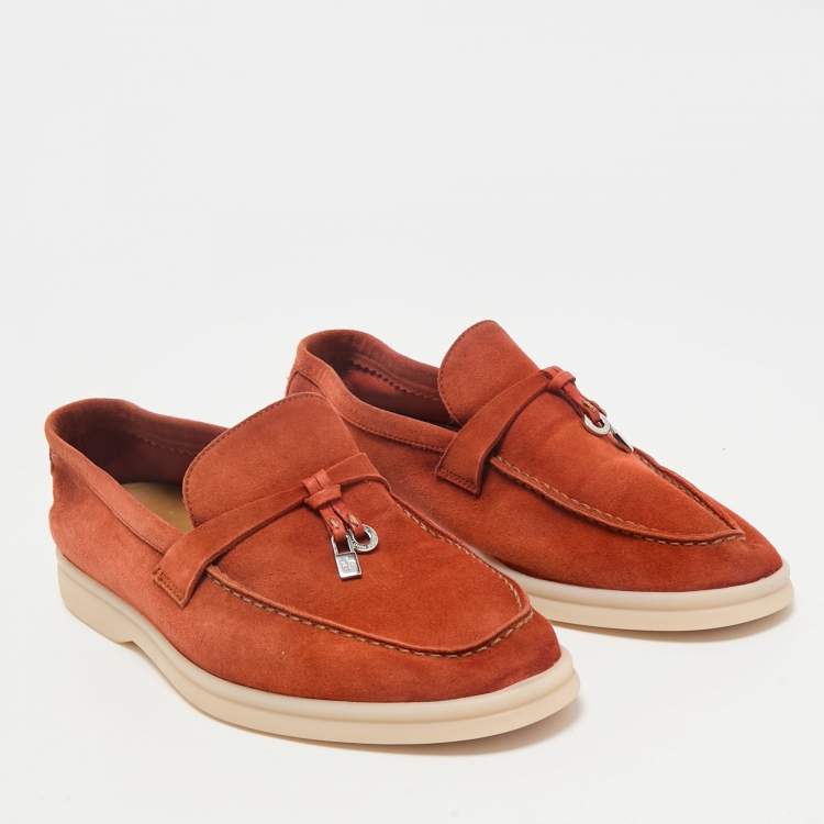 مملوكة مسبقًا Loro Piana Orange Suede Summer Charms Walk Loafers Size 37.5