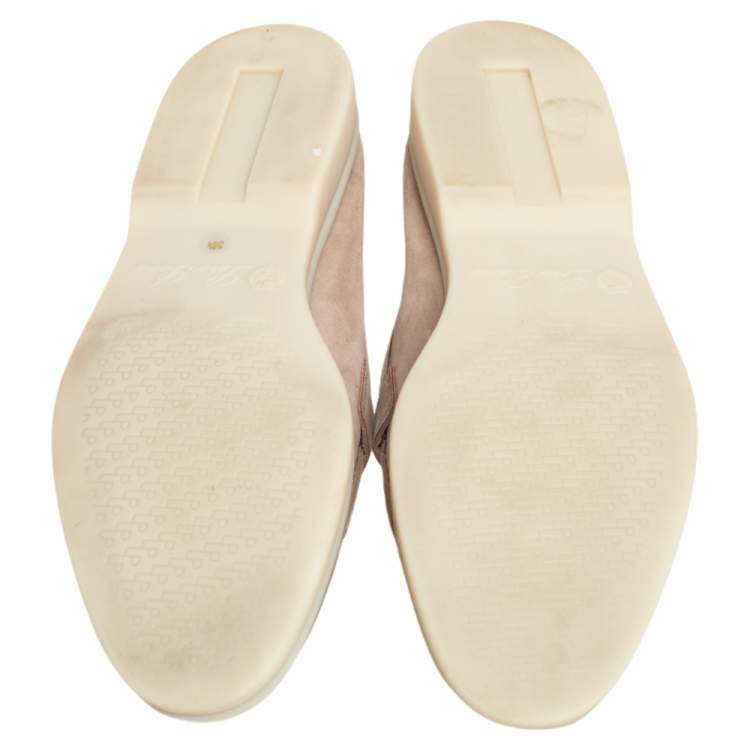 مملوكة مسبقًا Loro Piana Beige Suede Summer Charms Walk Loafers Size 36.5