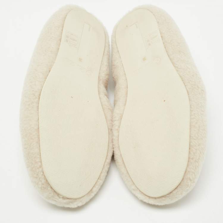 Pre Owned Loro Piana Beige Faux Shearling Fur Wintercozy Slip On Flats Size 39