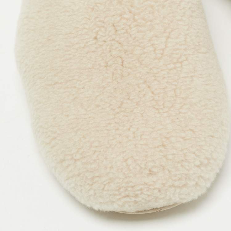 Pre Owned Loro Piana Beige Faux Shearling Fur Wintercozy Slip On Flats Size 39