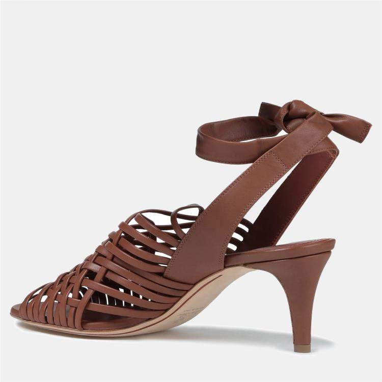 مملوكة مسبقًا Loro Piana Leather Mid Heel Sandals 36