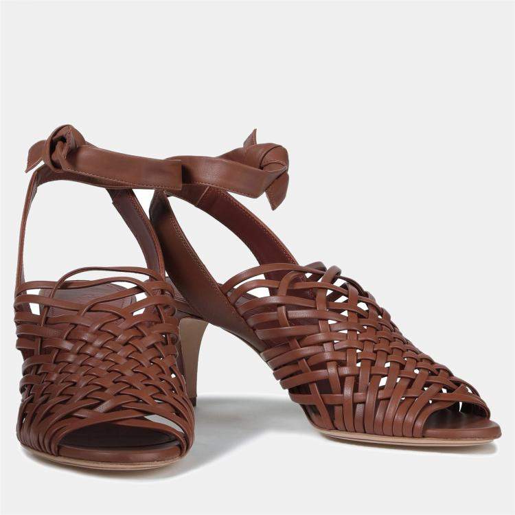 مملوكة مسبقًا Loro Piana Leather Mid Heel Sandals 36